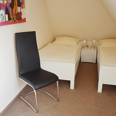 Reetdachhaus 3, Inkl 2 Parkplaetze *