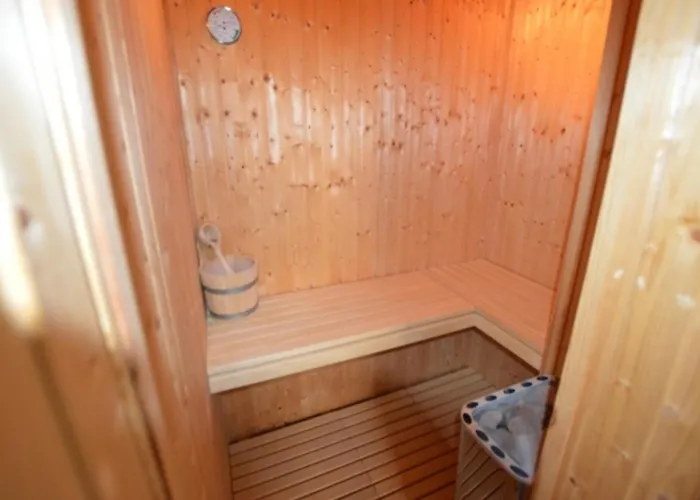 Reetdachhaus 3, Inkl 2 Parkplaetze